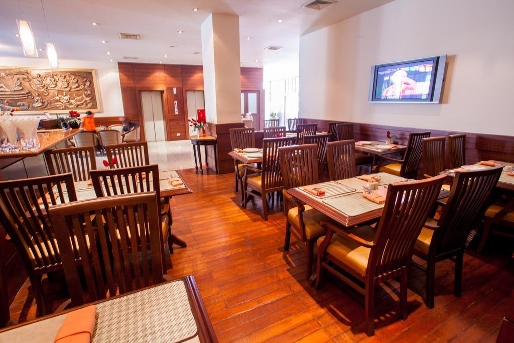 The Euro Grande Hotel Bangkok Extérieur photo