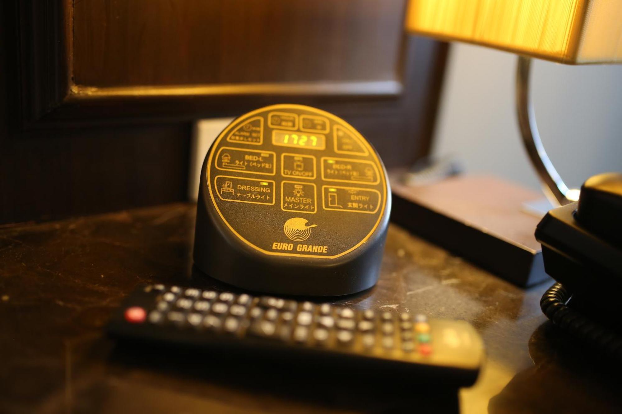 The Euro Grande Hotel Bangkok Extérieur photo
