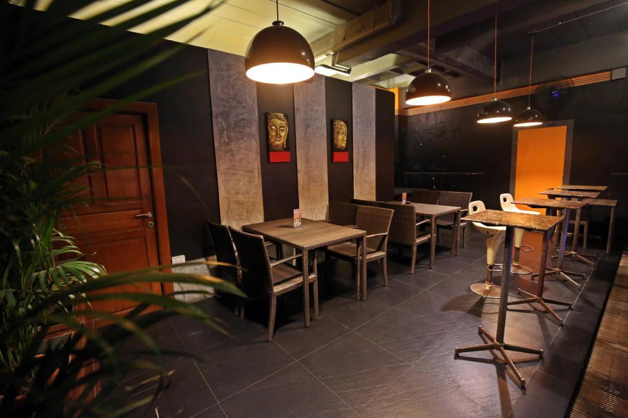 The Euro Grande Hotel Bangkok Extérieur photo